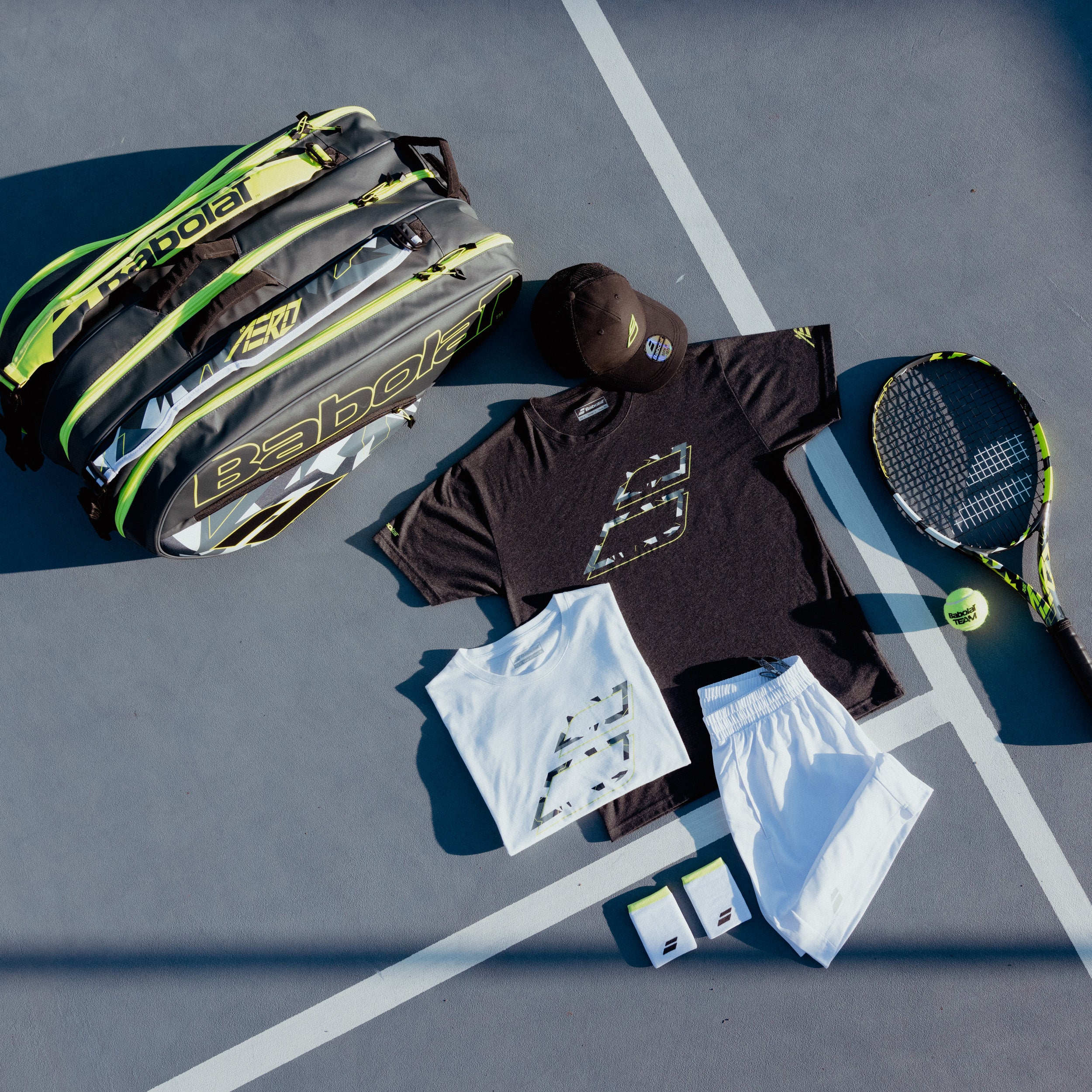 What to carry in your tennis bag Tenniszon