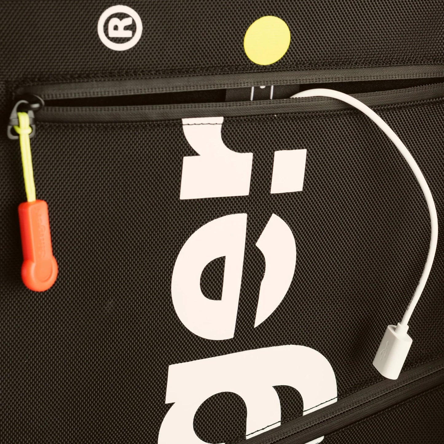 SLINGER BAG portable Pickleball launcher - Slam Pack + 60 Balls