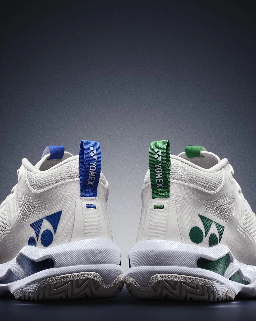 Yonex Power Cushion Graphite Throttle Men's Indoor - Natural