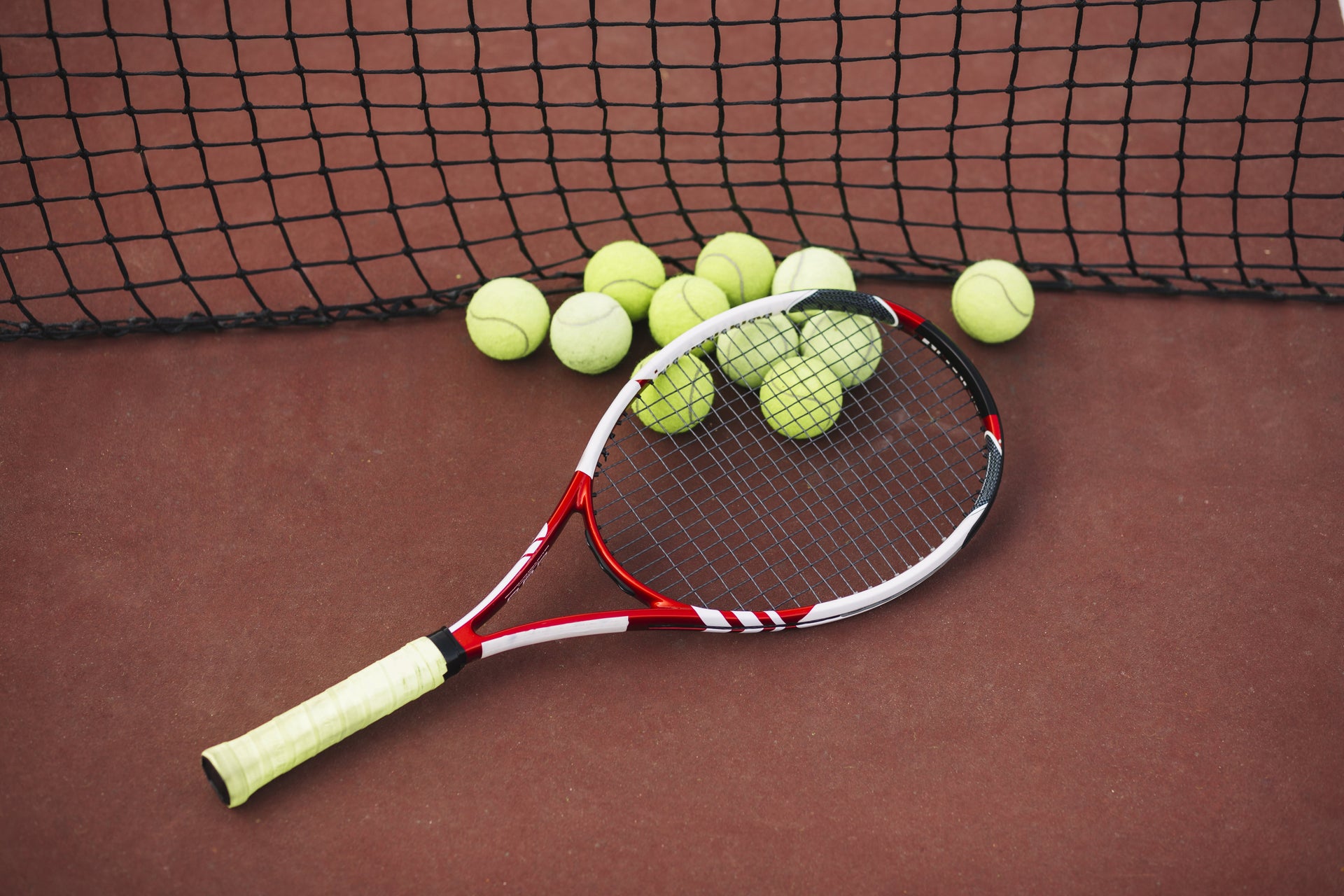 Slinger Lanceur de balle de tennis portable - Lanceur multifonction avec poche pour raquette et Slinger Lanceur de balle de tennis portable - Lanceur multifonction avec poche pour raquette et