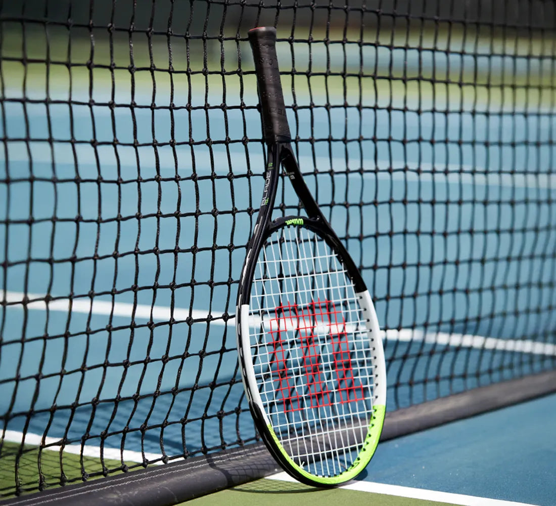 Yonex Astrox 100 ZZ Kurenai Red Yonex Astrox 100 ZZ Kurenai Red