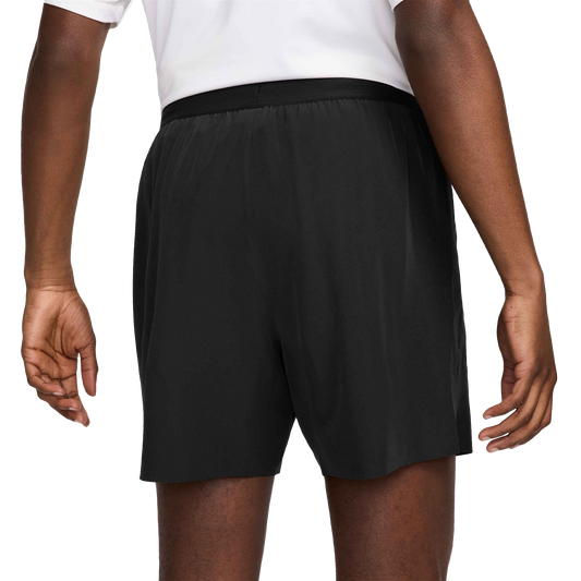 Nike short Court Dri-FIT Advantage 6'' pour homme FZ6913-010