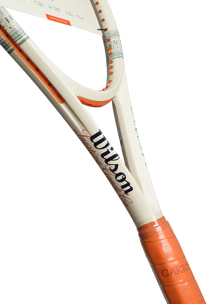 Wilson Clash 100 V3.0 Roland-Garros 2026 (WR201811)